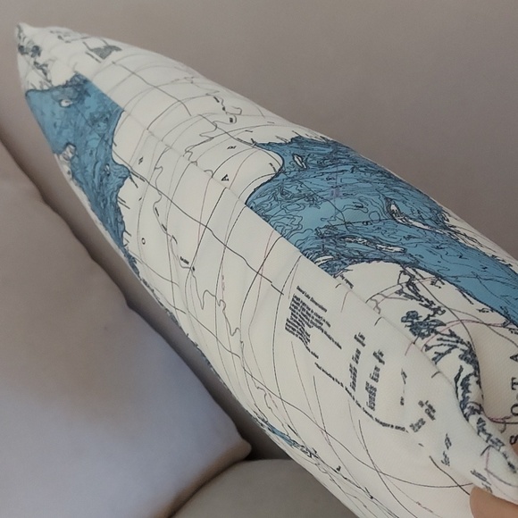 PillowMap.Com Great Lakes Map Pillow - 22" Long X 12.5" High - Picture 12 of 12